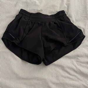 Women's Black 2.5 Hotty Hot High-Rise Linen shorts